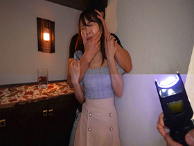 一人暮らしの美女が鬼畜犯罪集団に狙われる自宅押込み中出しレ〇プ 日向ゆら　サンプル画像02